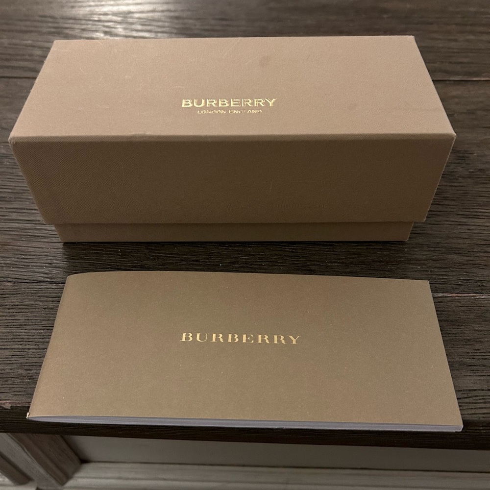 Various Gift Boxes - Picture 5 of 6